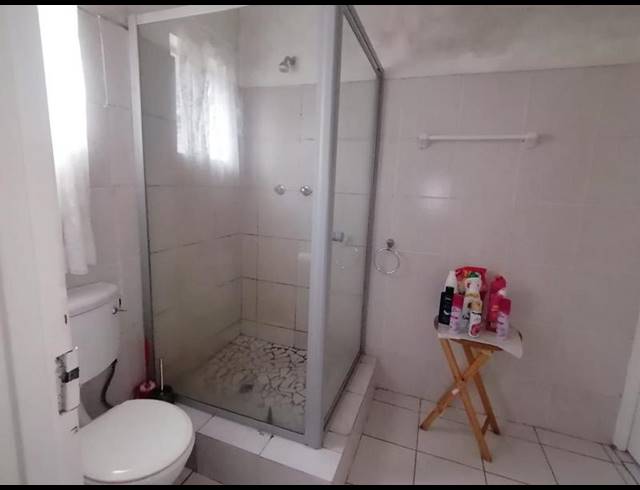 2 BEDROOM PROPERTY TO RENT IN CYRILDENE